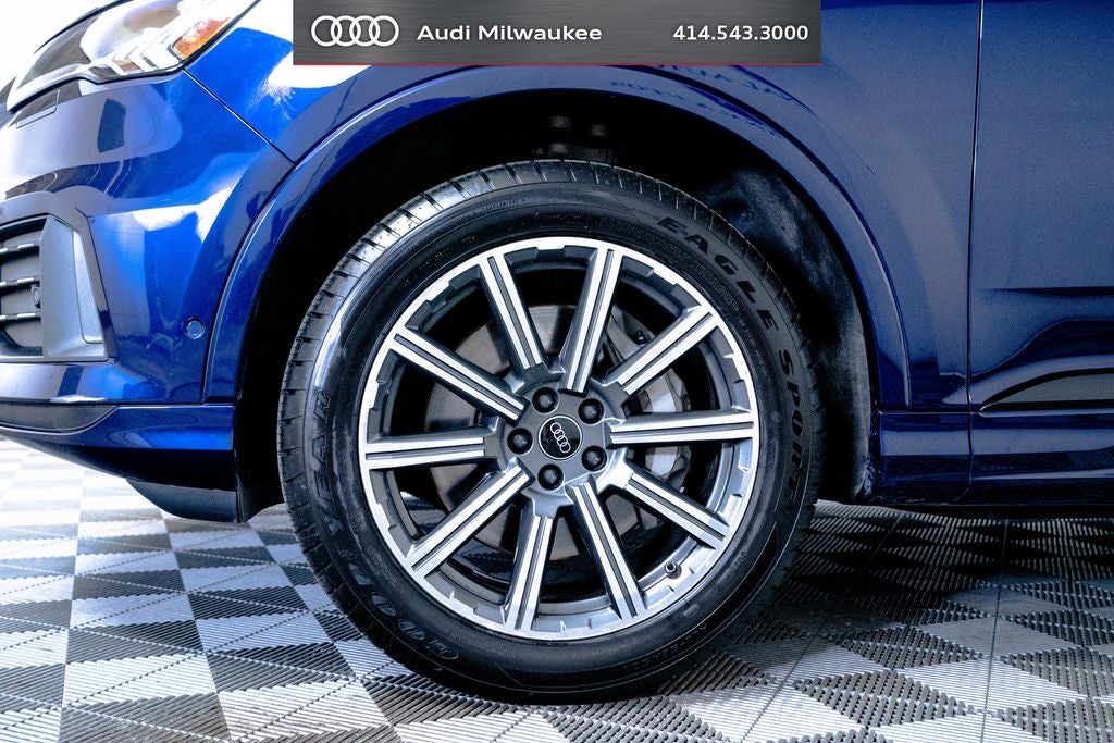 2023 Audi Q7 45 Premium Plus quattro