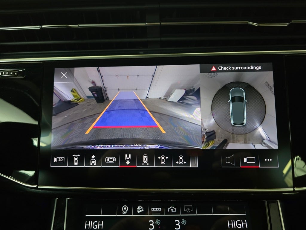 2023 Audi Q7 45 Premium Plus quattro