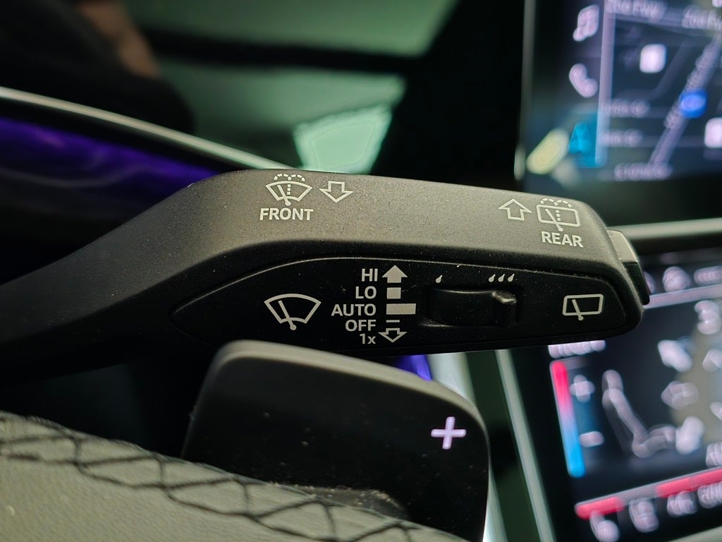 2023 Audi Q7 45 Premium Plus quattro