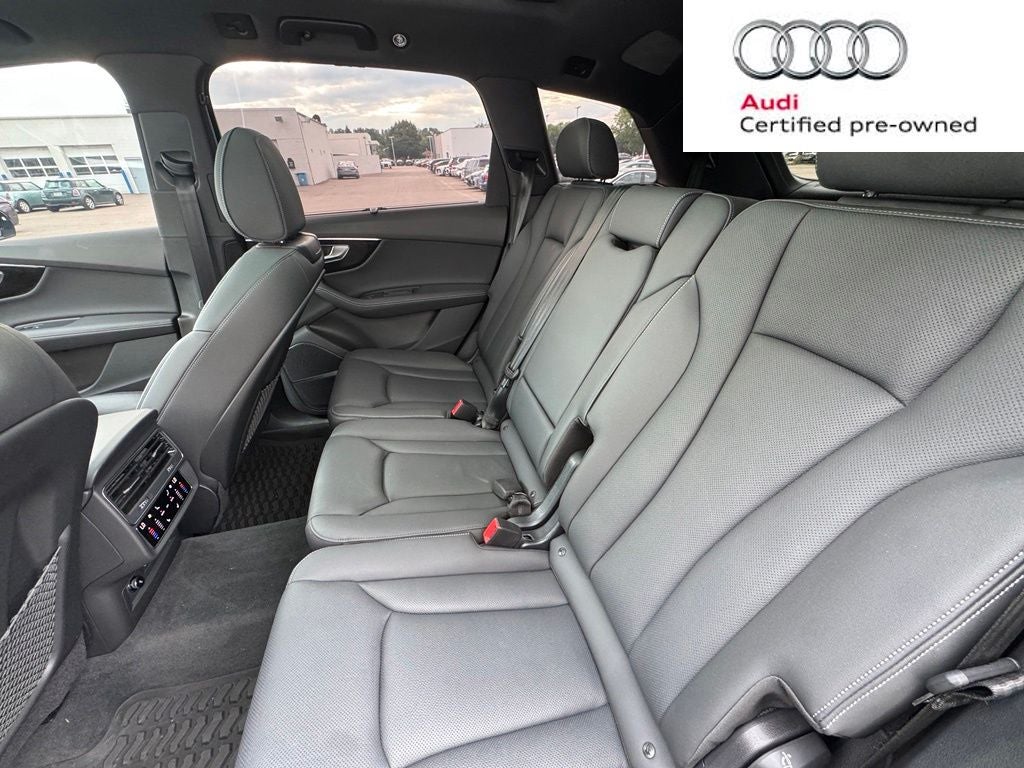 2025 Audi Q7 55 Premium Plus quattro
