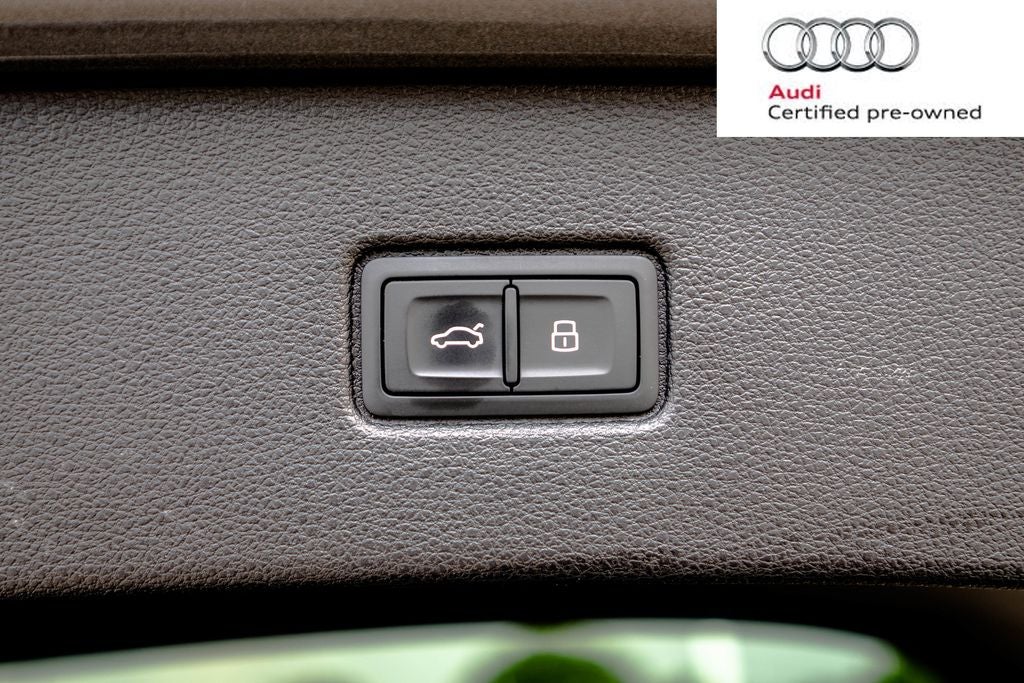 2025 Audi Q7 55 Premium Plus quattro