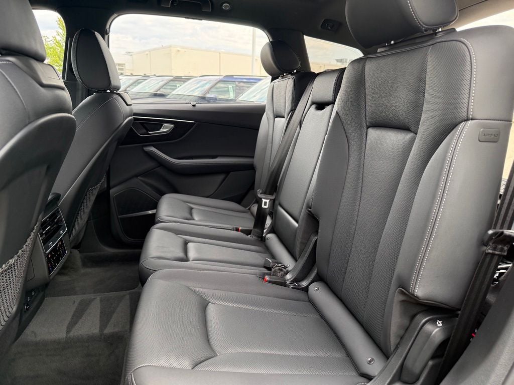 2025 Audi Q7 55 Premium Plus quattro