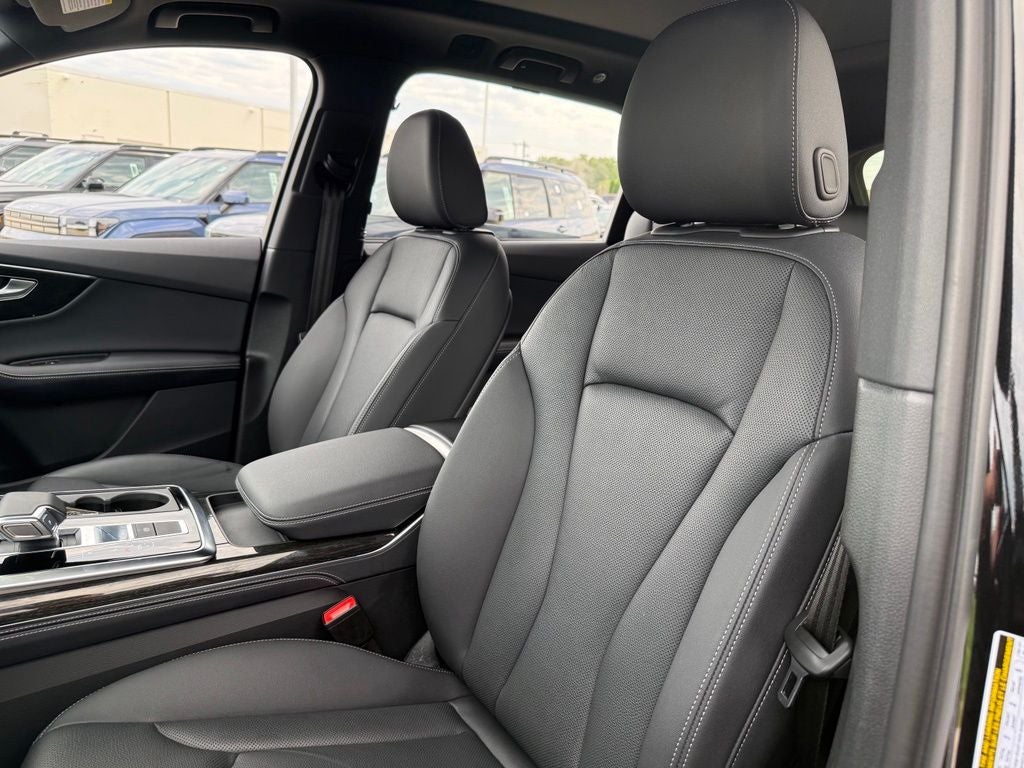 2025 Audi Q7 55 Premium Plus quattro