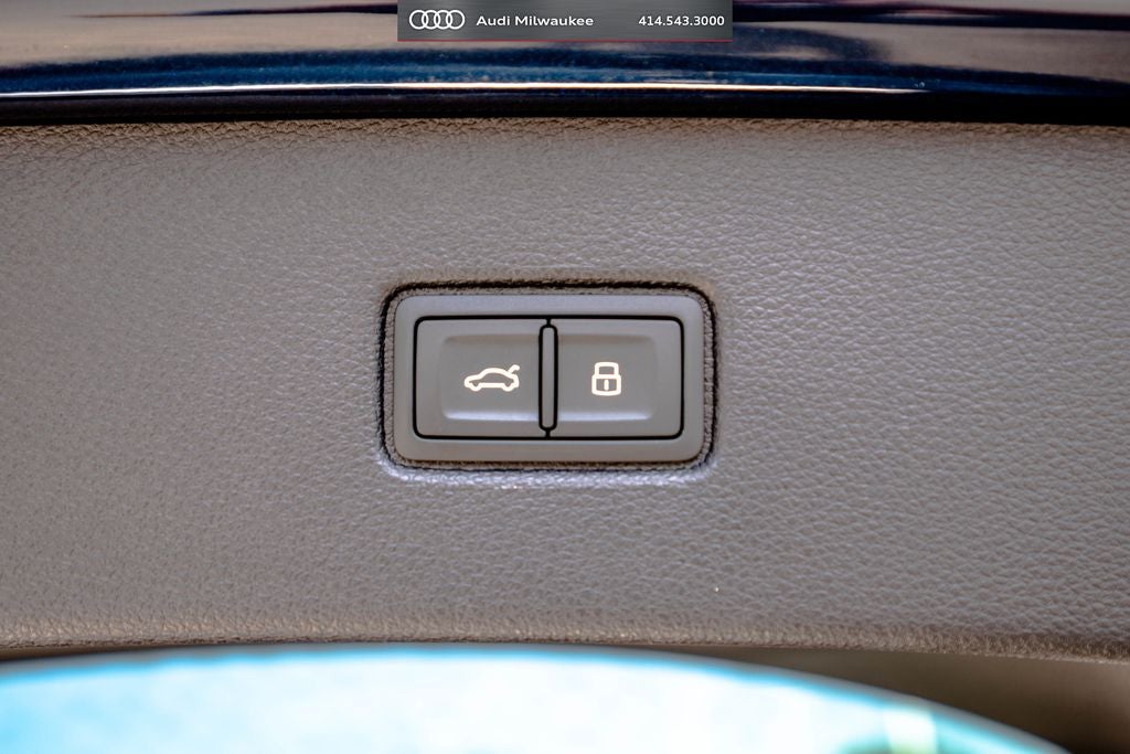 2023 Audi Q7 55 Premium Plus quattro
