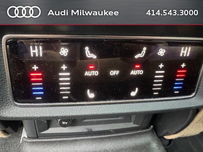 2022 Audi Q7 55 Premium Plus quattro
