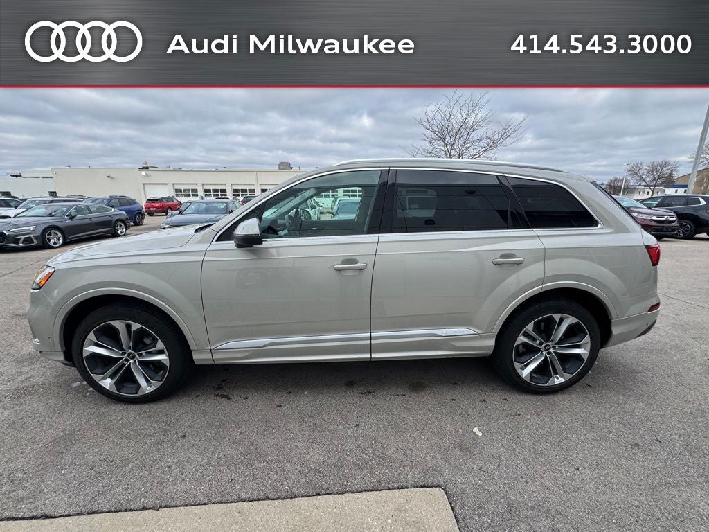 2022 Audi Q7 55 Premium Plus quattro