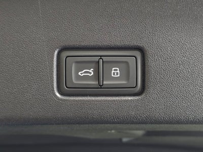 2024 Audi Q4 e-tron Prestige quattro