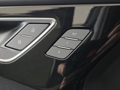 2024 Audi Q4 e-tron Prestige quattro