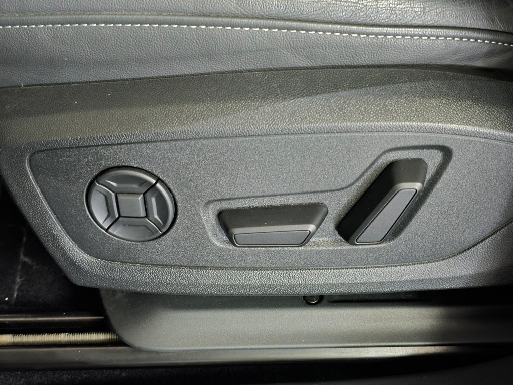 2024 Audi Q4 e-tron Prestige quattro