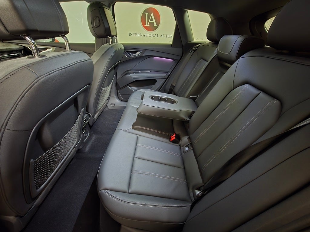 2024 Audi Q4 e-tron Prestige quattro