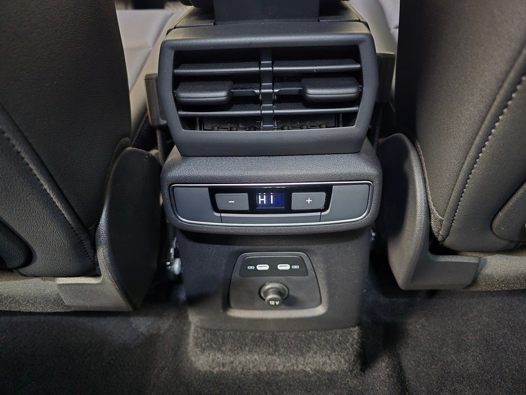 2024 Audi Q4 e-tron Prestige quattro