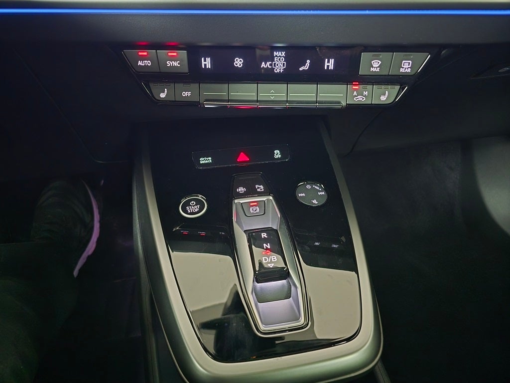 2024 Audi Q4 e-tron Prestige quattro