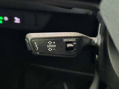 2024 Audi Q4 e-tron Prestige quattro