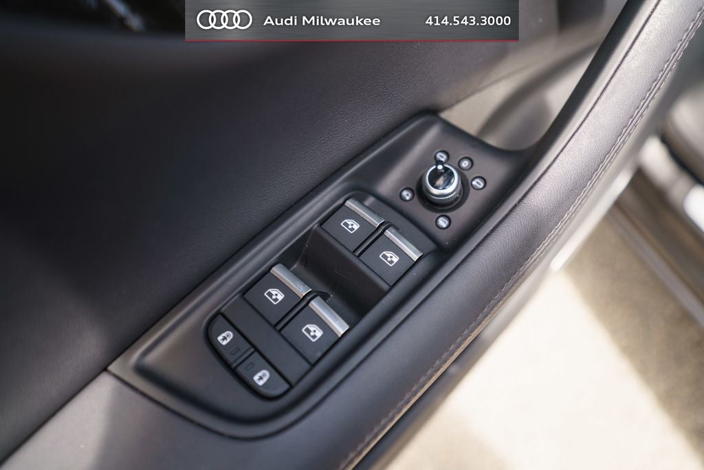 2023 Audi Q7 55 Prestige quattro