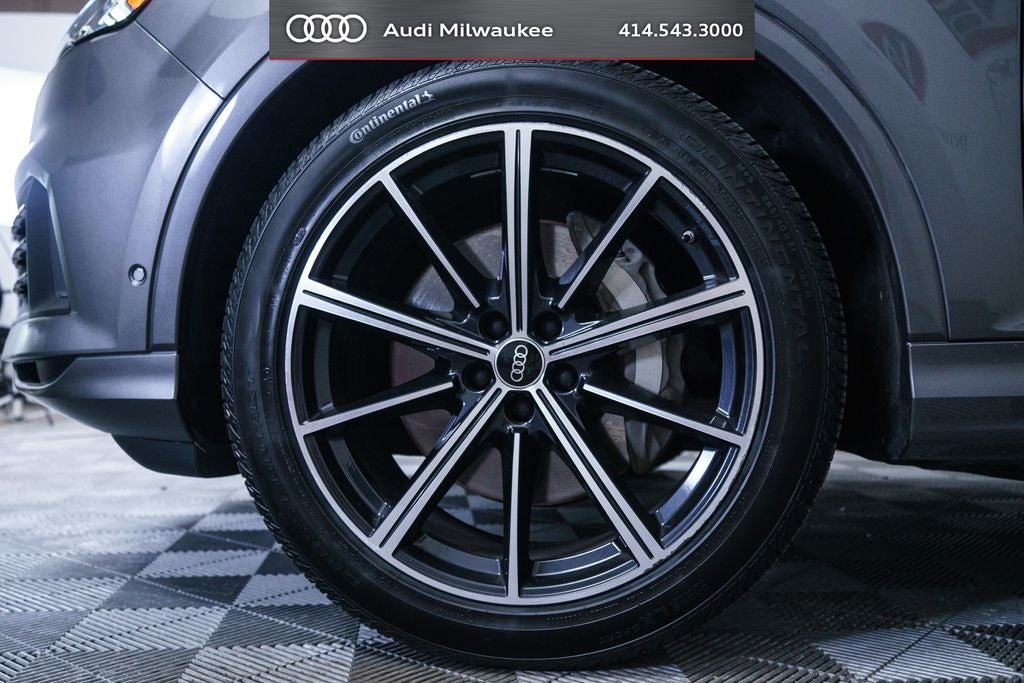 2023 Audi Q7 55 Prestige quattro