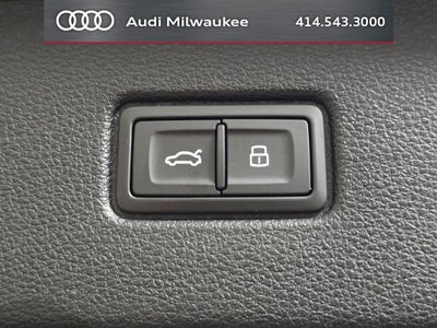 2023 Audi Q7 55 Prestige quattro