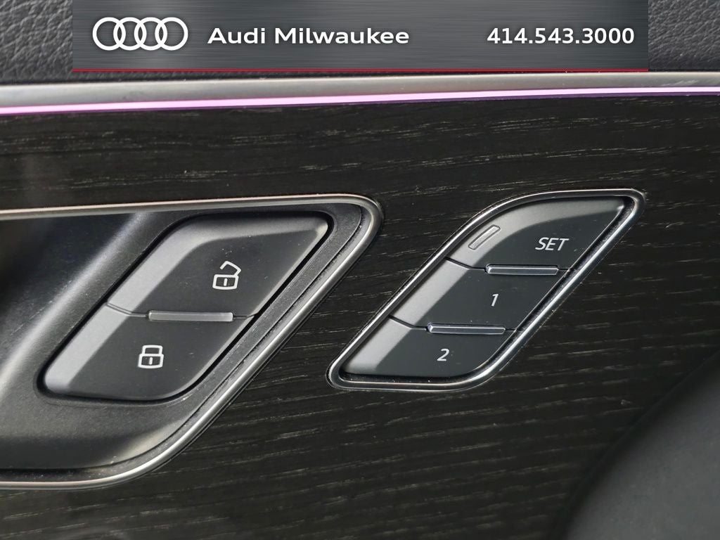 2023 Audi Q7 55 Prestige quattro