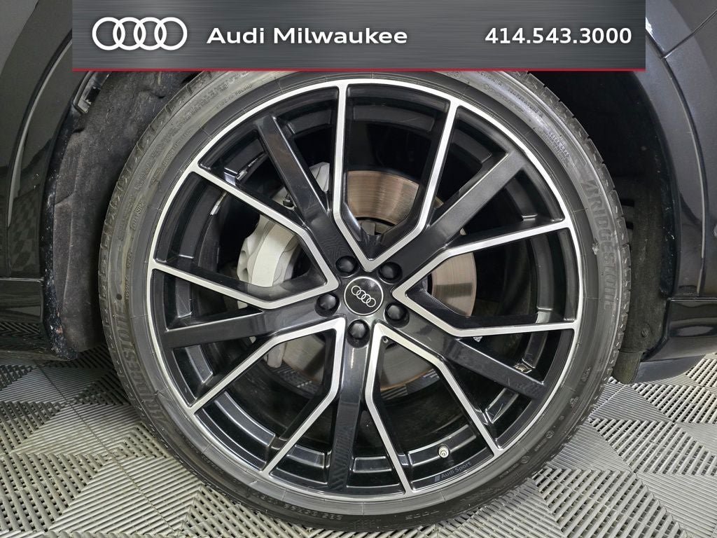 2023 Audi Q7 55 Prestige quattro