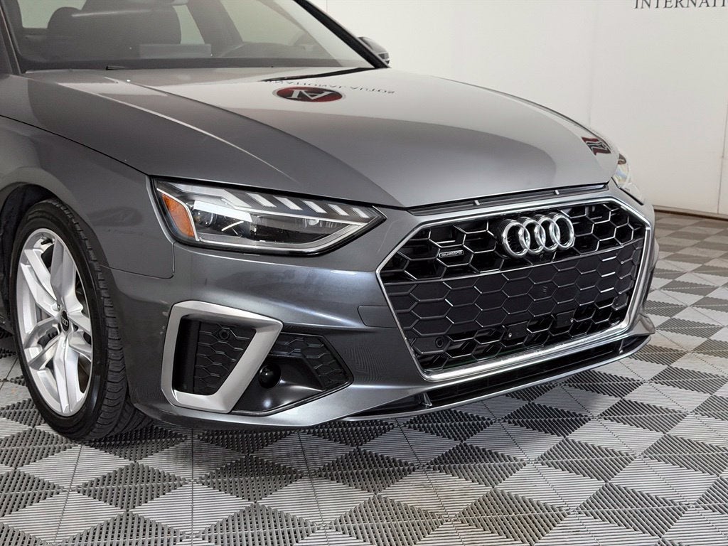 2023 Audi A4 45 S line Premium Plus quattro