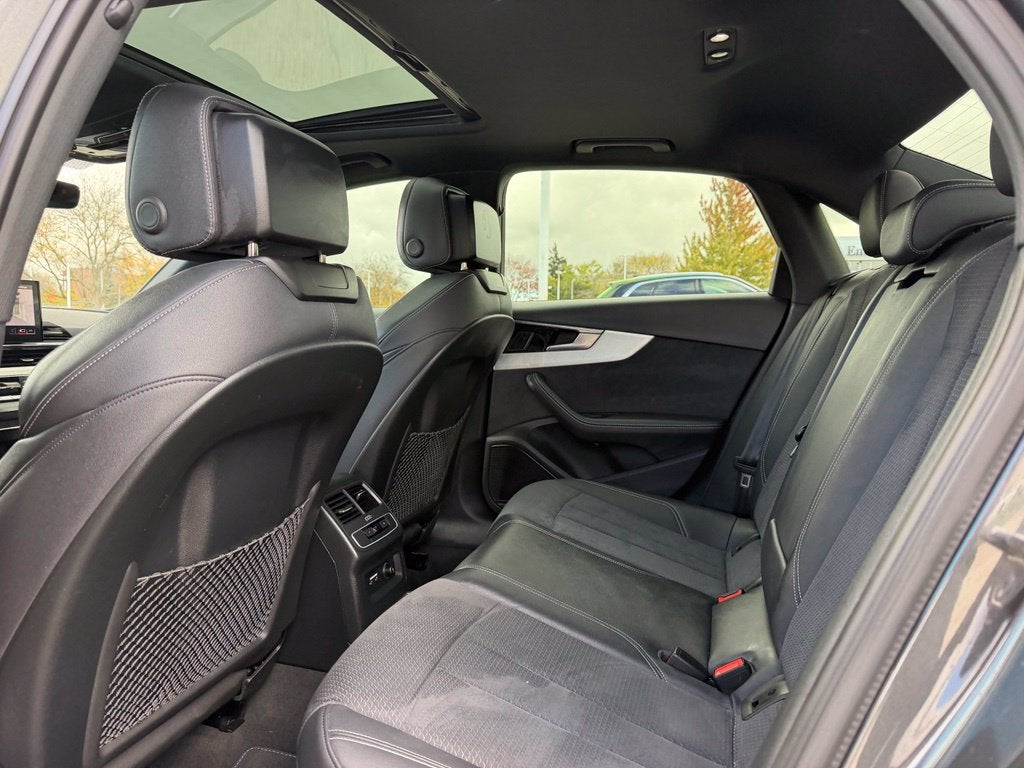 2023 Audi A4 45 S line Premium Plus quattro