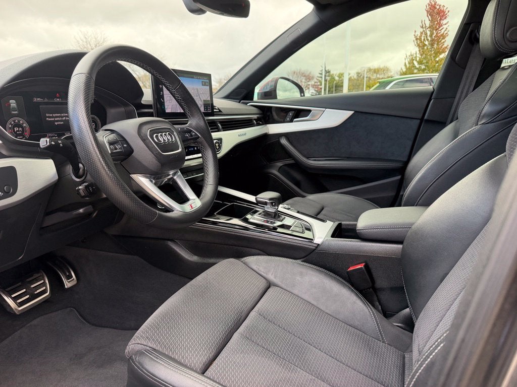 2023 Audi A4 45 S line Premium Plus quattro