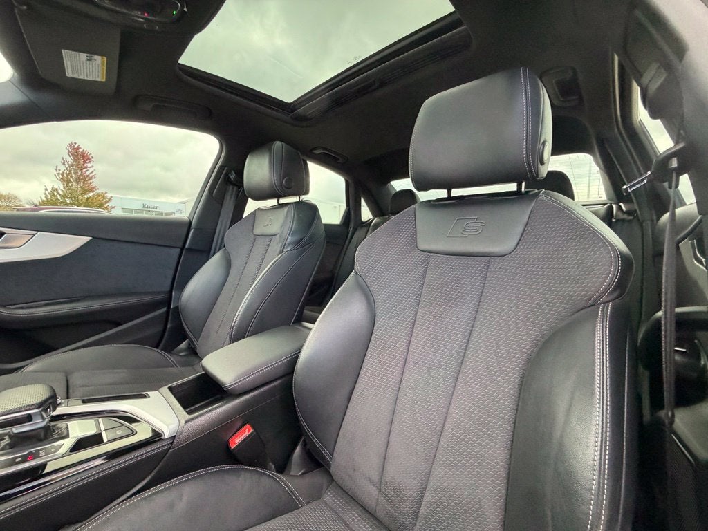 2023 Audi A4 45 S line Premium Plus quattro