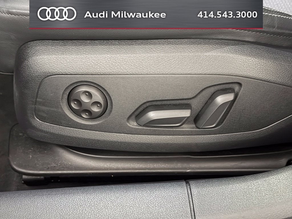 2022 Audi A4 45 S line Premium Plus quattro