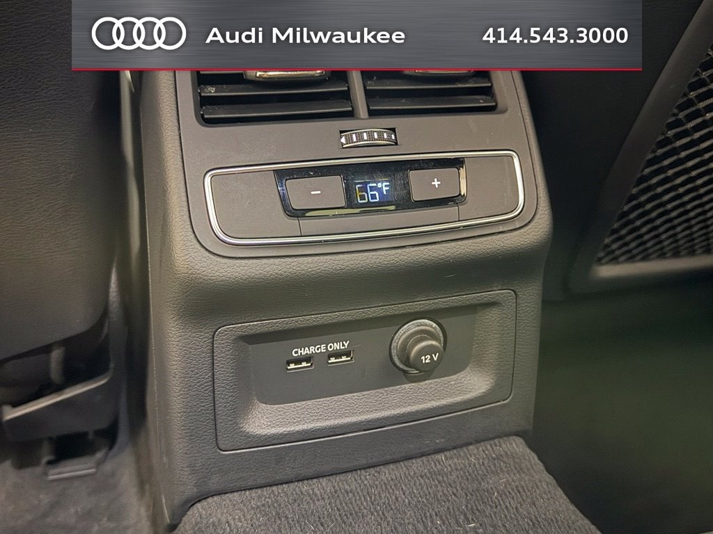 2022 Audi A4 45 S line Premium Plus quattro