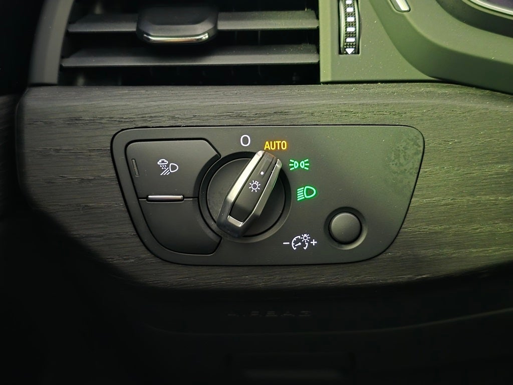 2025 Audi A5 Sportback 45 S line Premium Plus quattro