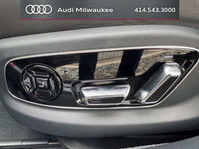 2023 Audi S8 4.0T quattro