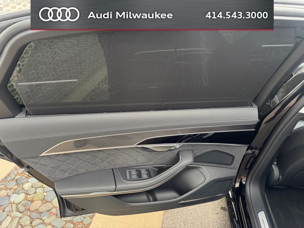 2023 Audi S8 4.0T quattro