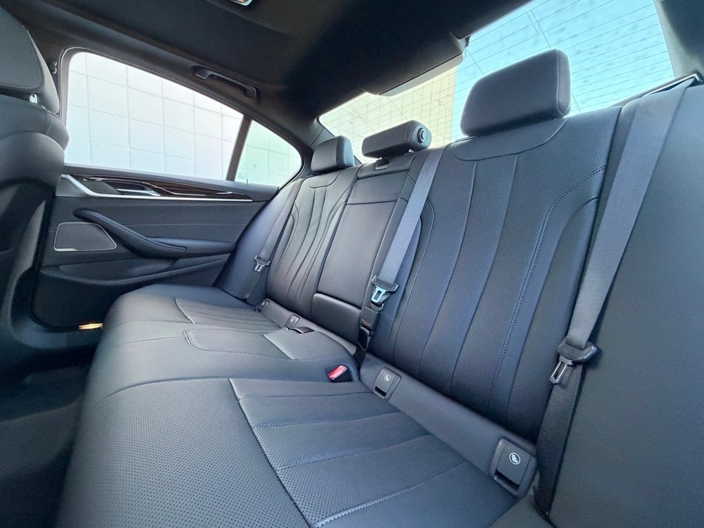 2023 BMW 5 Series 530i xDrive