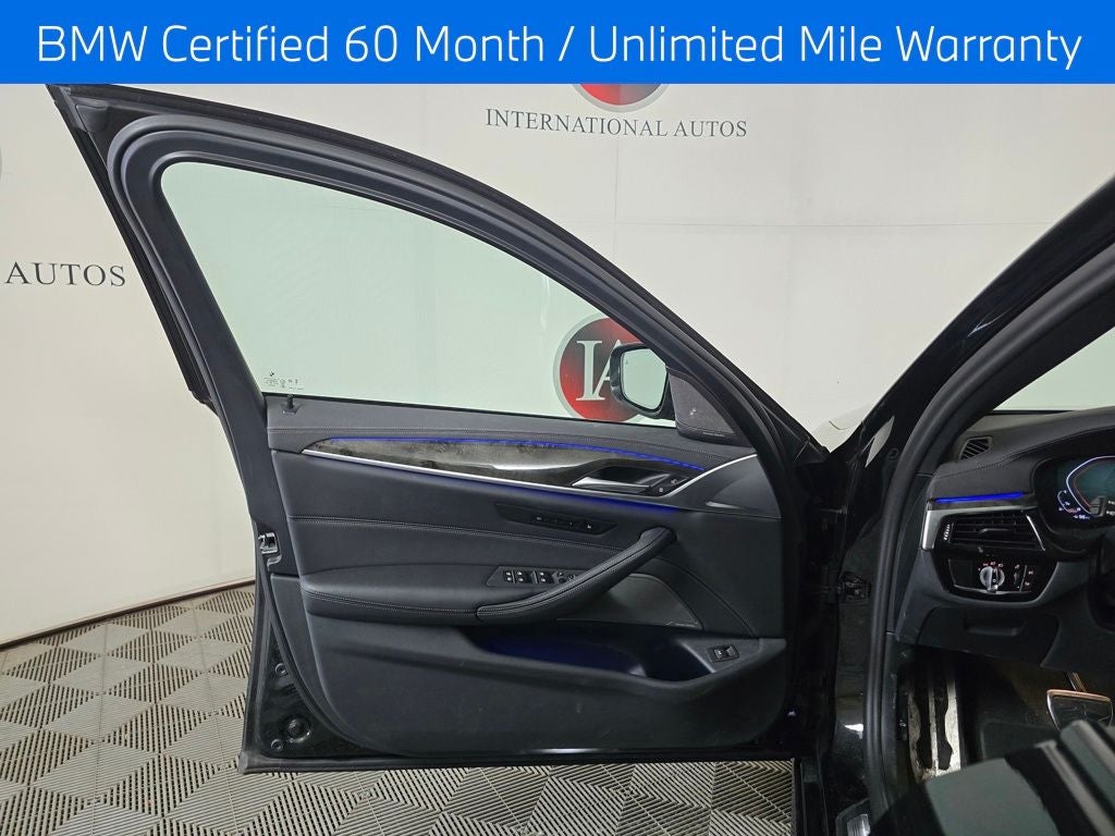 2023 BMW 5 Series M550i xDrive