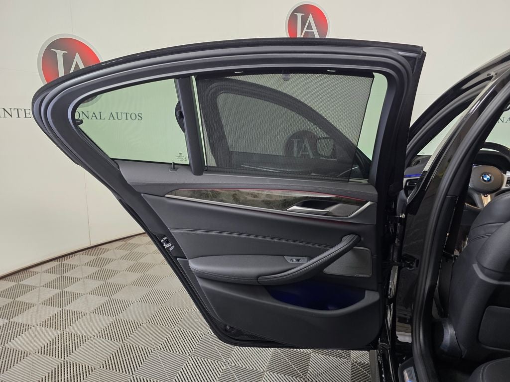 2023 BMW 5 Series M550i xDrive