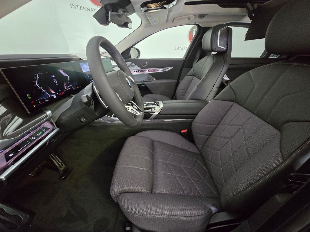 2025 BMW 7 Series 760i xDrive