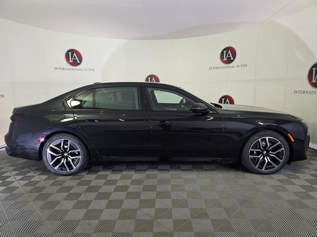 2025 BMW 7 Series 760i xDrive