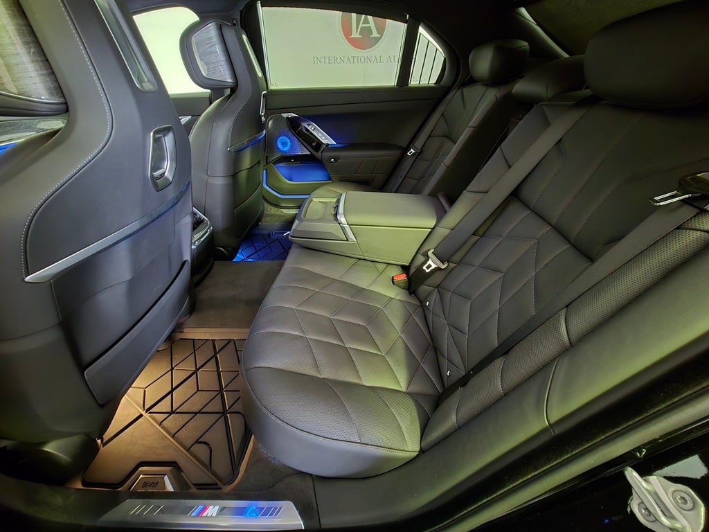 2024 BMW 7 Series 760i xDrive