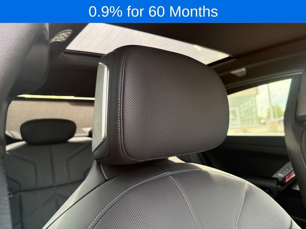 2025 BMW 7 Series 760i xDrive