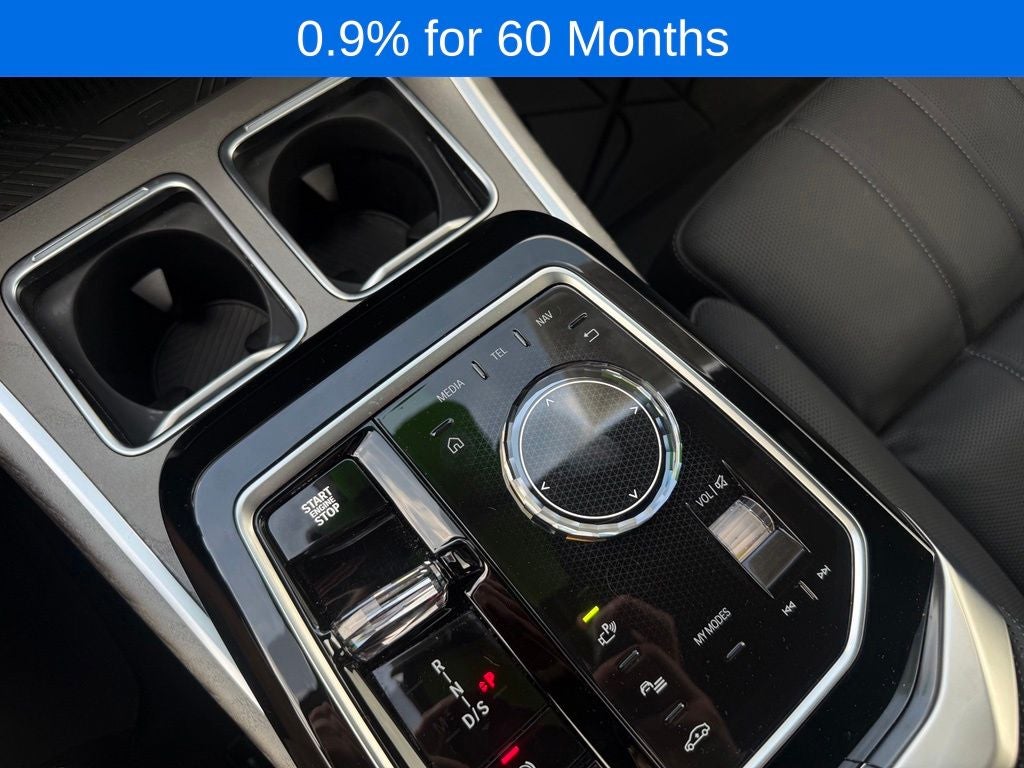 2025 BMW 7 Series 760i xDrive
