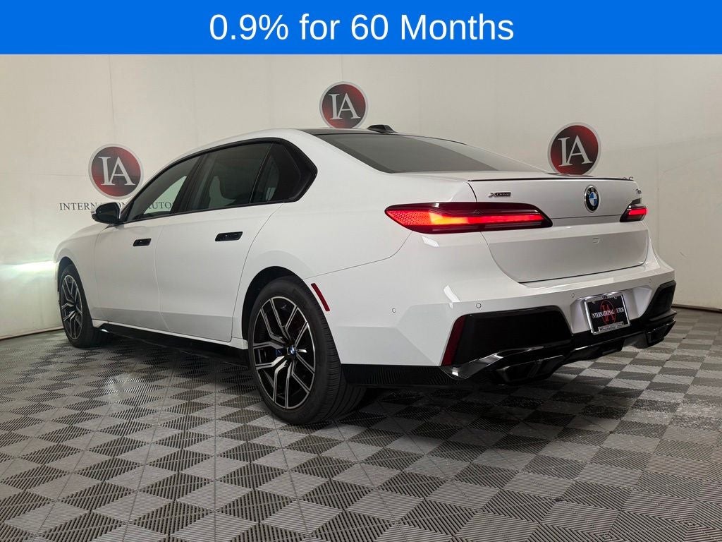 2025 BMW 7 Series 760i xDrive