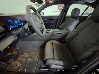 2025 BMW 5 Series 530i xDrive