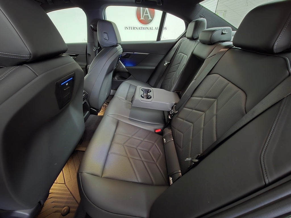 2025 BMW 5 Series 530i xDrive