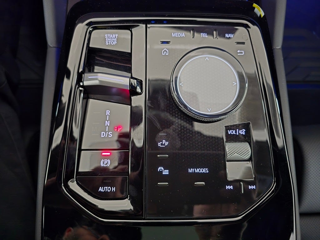 2025 BMW 5 Series 530i xDrive