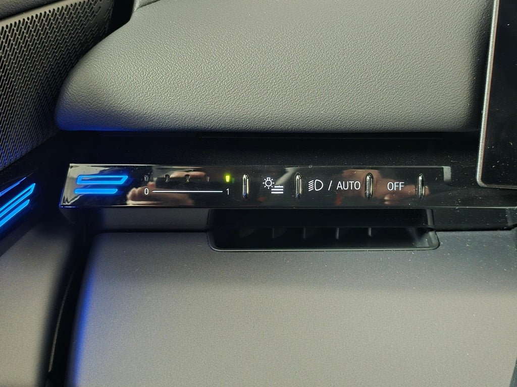 2025 BMW 5 Series 530i xDrive