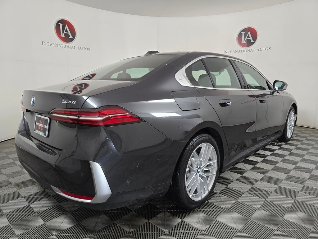 2025 BMW 5 Series 530i xDrive