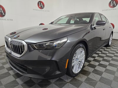 2025 BMW 5 Series 530i xDrive