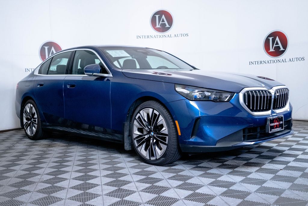 2025 BMW 5 Series 540i xDrive