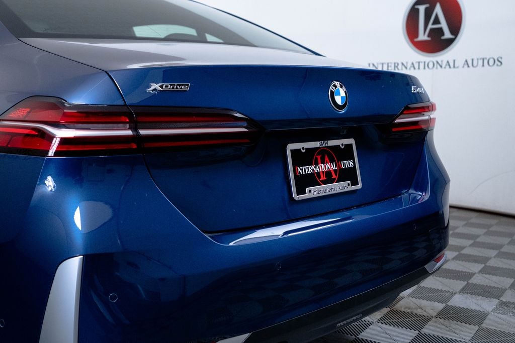 2025 BMW 5 Series 540i xDrive