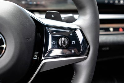 2025 BMW 5 Series 540i xDrive