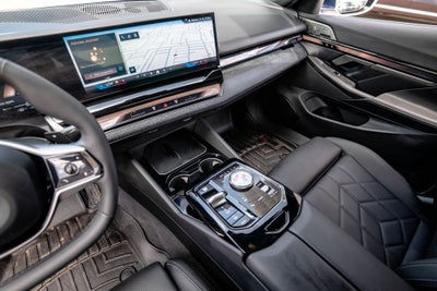 2025 BMW 5 Series 540i xDrive